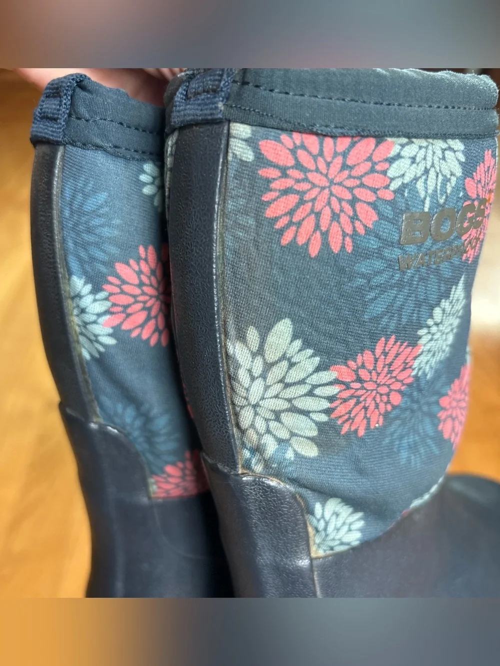 Bogs Snow Boots Sz 9 Kids Girls Floral Blue Pink Gray Insulated Winter Neoprene
